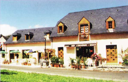 accueil-chambred'hotecayrey-arcizansavant-HautesPyrenees.jpg accueil-chambred'hotecayrey-arcizansavant-HautesPyrenees.jpg