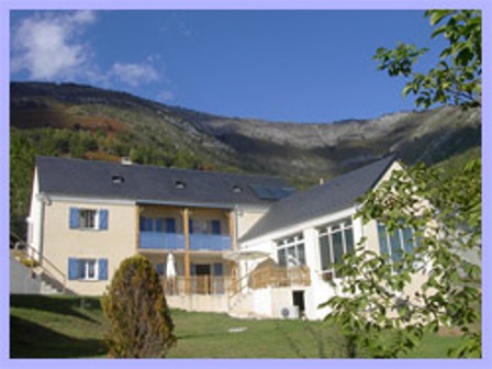 accueil-chambred'hoteleberierot-ouzous-HautesPyrenees.jpg accueil-chambred'hoteleberierot-ouzous-HautesPyrenees.jpg