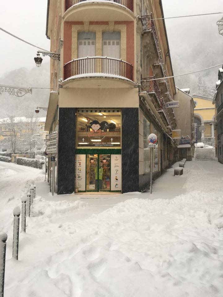 QUINCAILLERIE CAUTERESIENNE