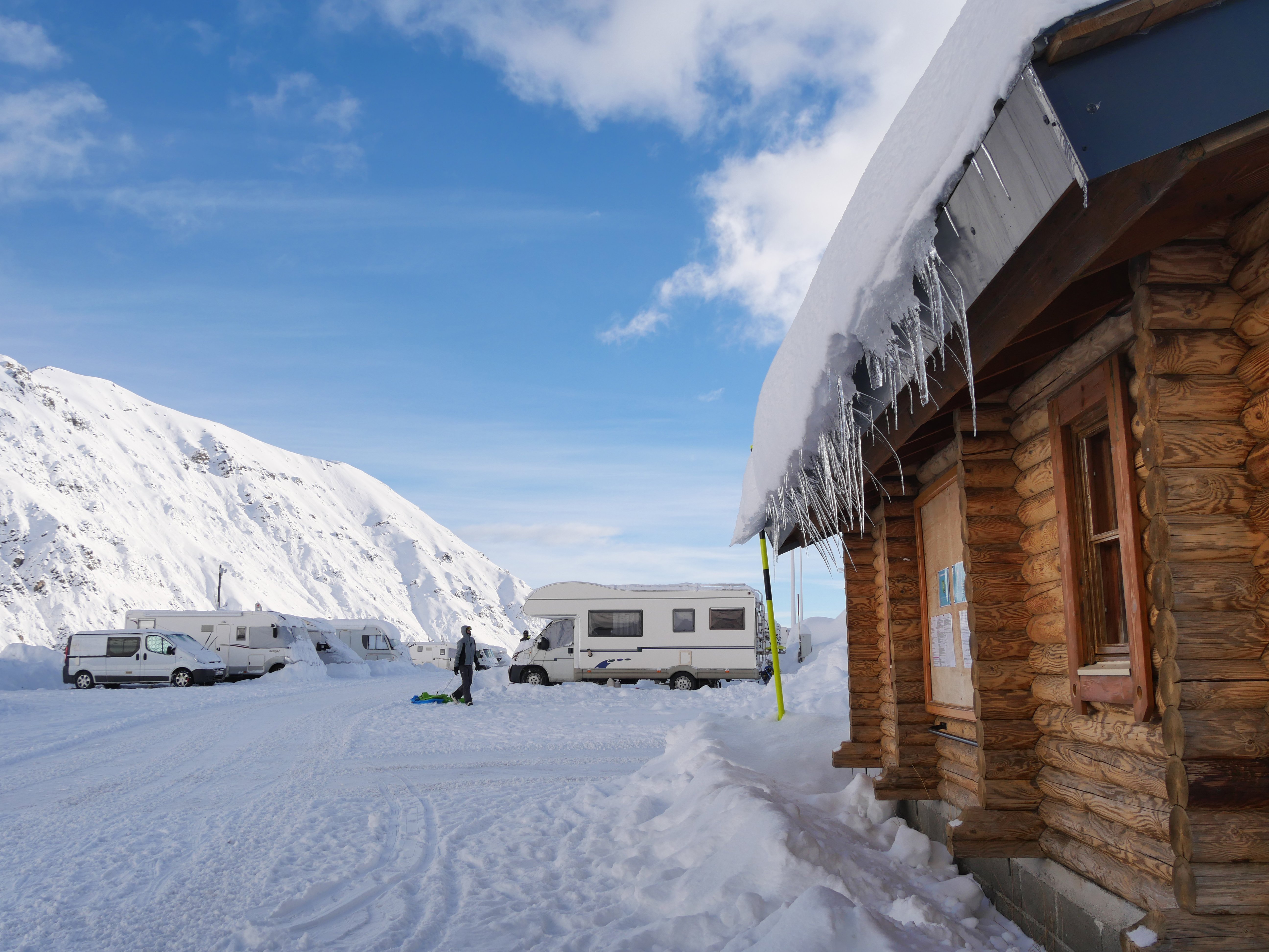 AIRE MUNICIPALE CAMPING-CARS