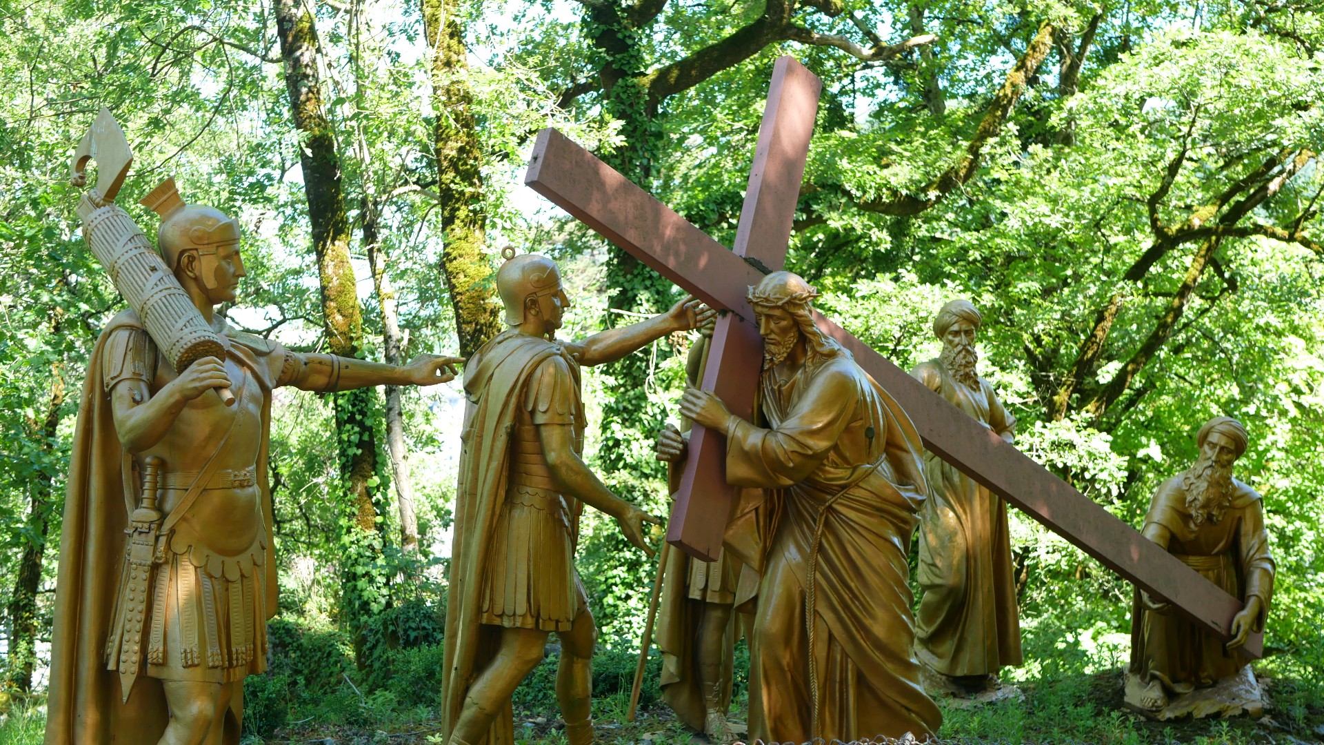 WAY OF THE CROSS (Lourdes) | Lourdes Tourist Office