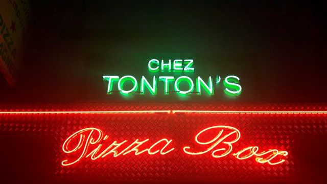 Lourdes chez Tonton's Pizza Box