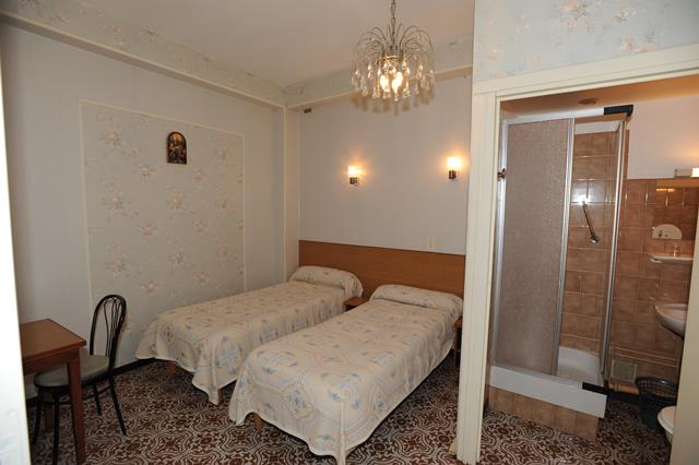 Lourdes hotel Sandrina (5)