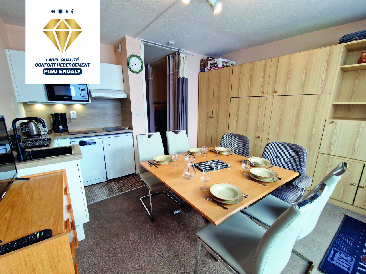 RESIDENCE CLUB-ENGALY II – 21