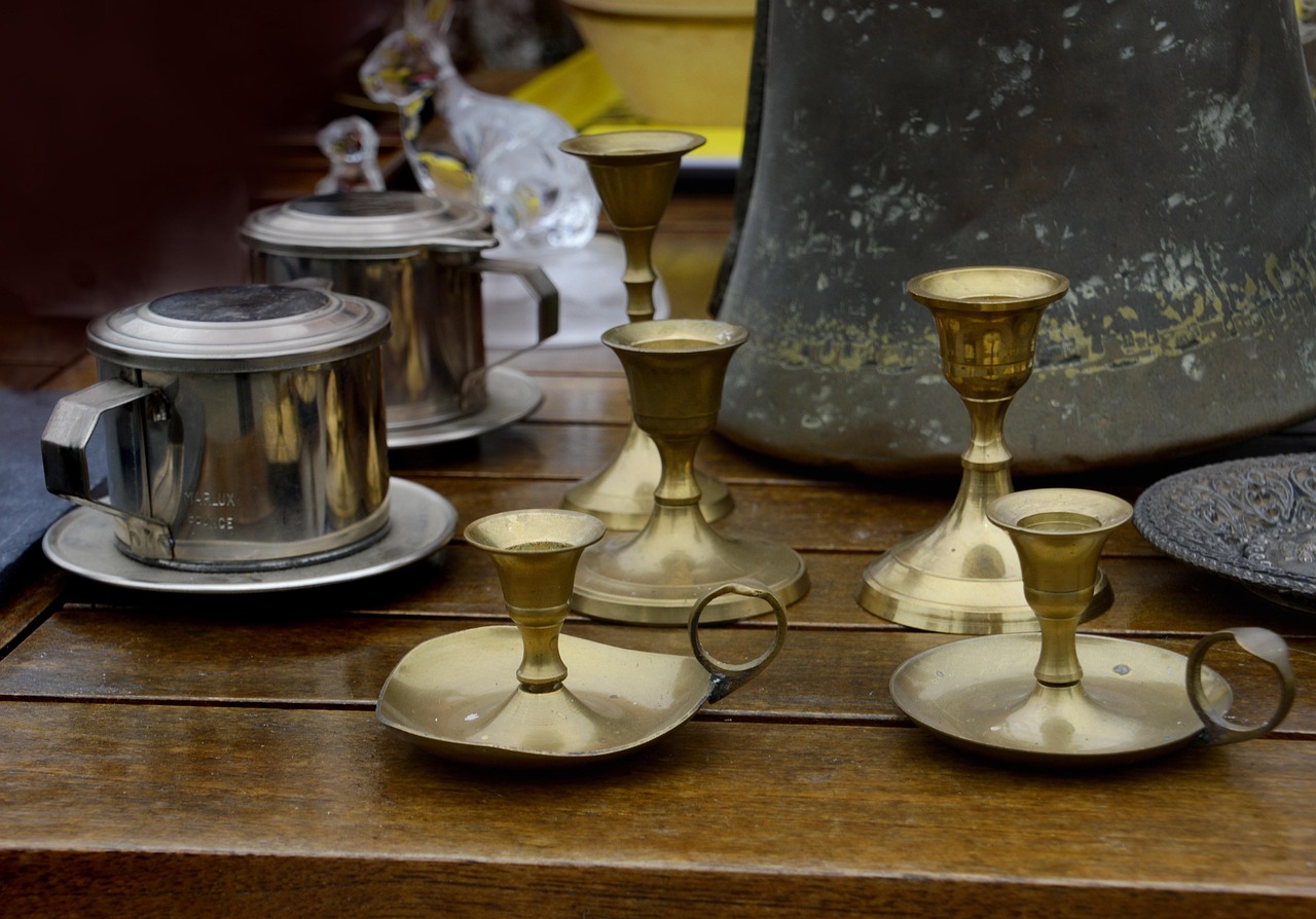 vide-grenier-les-zimprobables