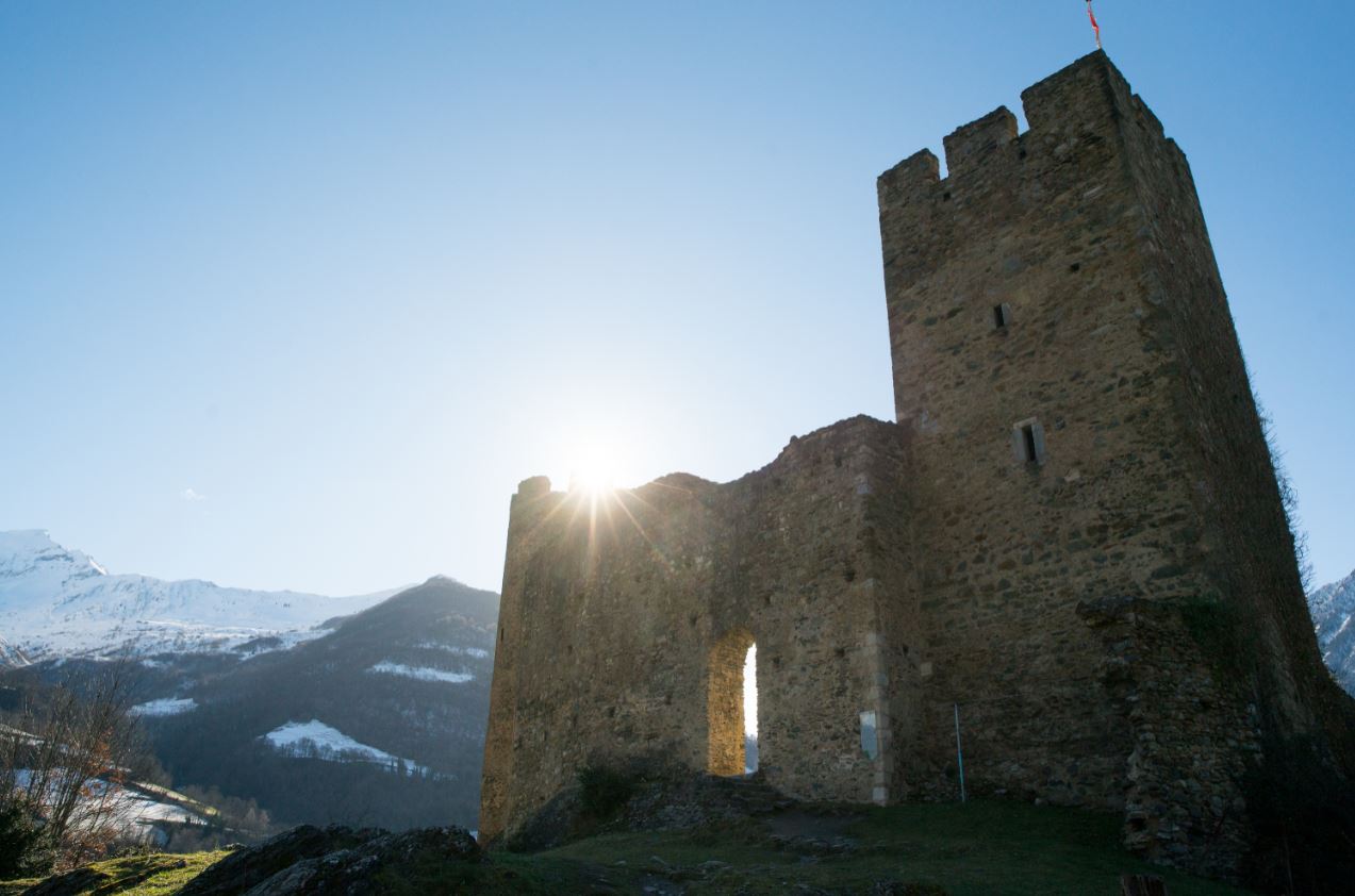 Chateau Sainte Marie Historic Site And Monument Esterre Agence Touristique Des Vallees De Gavarnie